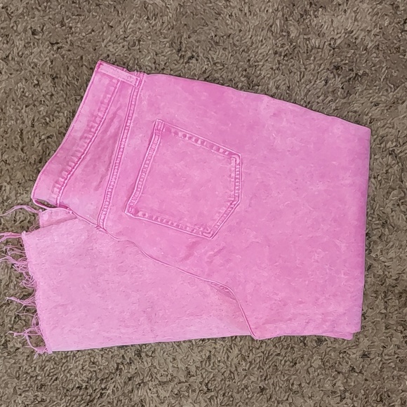 NWOT Gap Womens Cheeky Straight High Rise jeans. Brand New - Picture 2 of 6